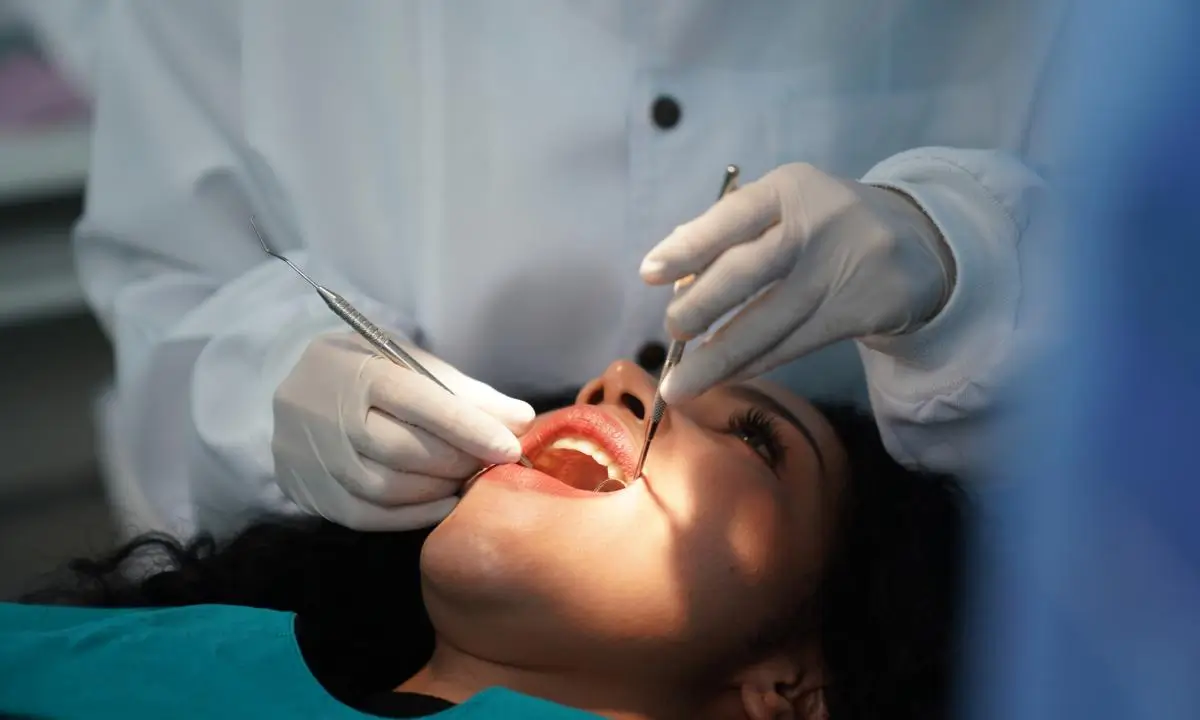 Cuántas veces al año deberías ir al dentista